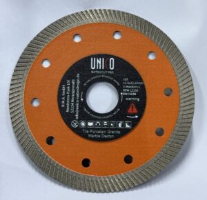 11000 mit Logo scaled e1785328711864 300x290 - 11000 mit Logo